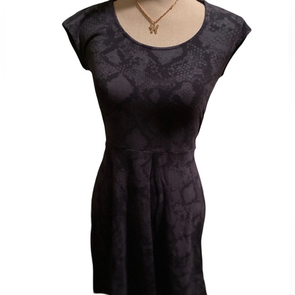 🎄🎄Splendid Python Print Cotton/Modal Stretch Dress - Picture 1 of 4